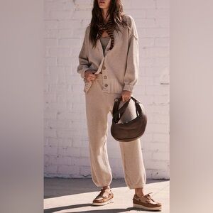 Free People Cream sweater & Joggers